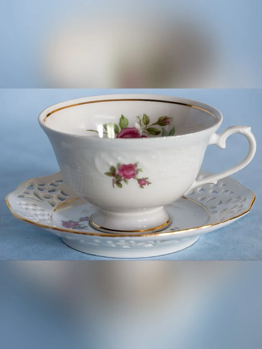 Beautiful  Assorted Vintage Cup And Saucers. Made in Germany!